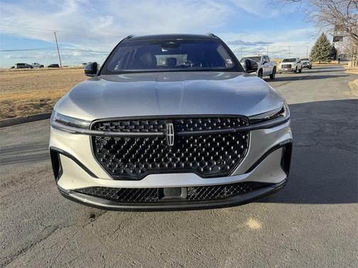 2024 Lincoln Nautilus Reserve