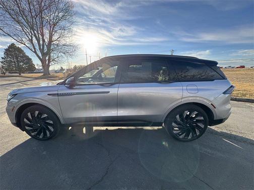 2024 Lincoln Nautilus Reserve