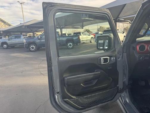 Gray 2022 Jeep Wrangler Rubicon