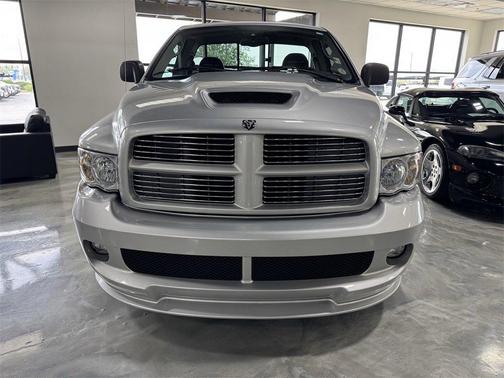 2004 Dodge Ram 1500 SRT-10