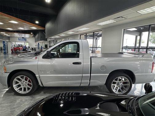 2004 Dodge Ram 1500 SRT-10