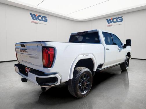 2022 GMC Sierra 2500 AT4