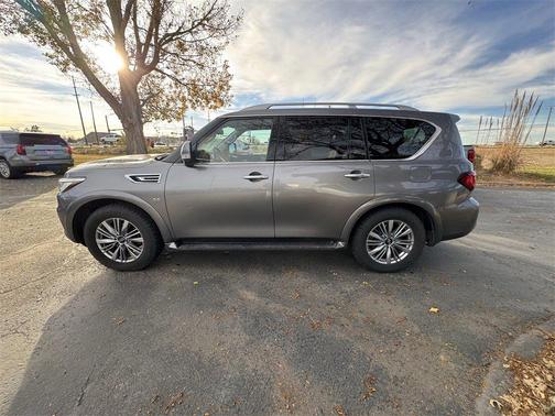 2020 INFINITI QX80 Luxe