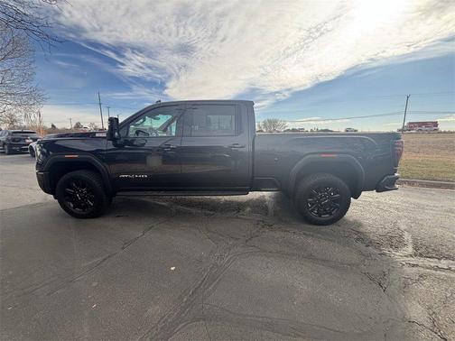 2024 GMC Sierra 2500 AT4