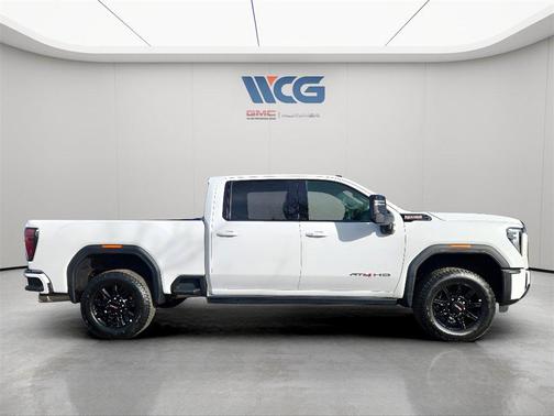 2025 GMC Sierra 2500 AT4