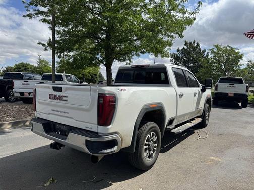 White 2025 GMC Sierra 2500 SLT