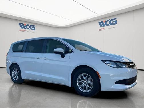 White 2022 Chrysler Voyager LX