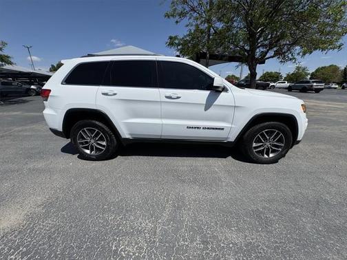 2018 Jeep Grand Cherokee Laredo E
