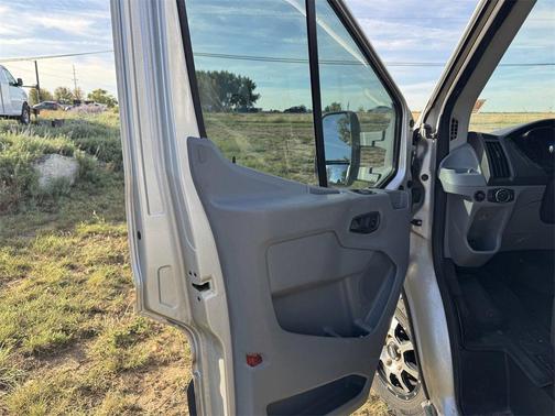 2015 Ford Transit-350 XLT