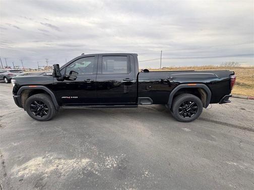 2024 GMC Sierra 2500 AT4