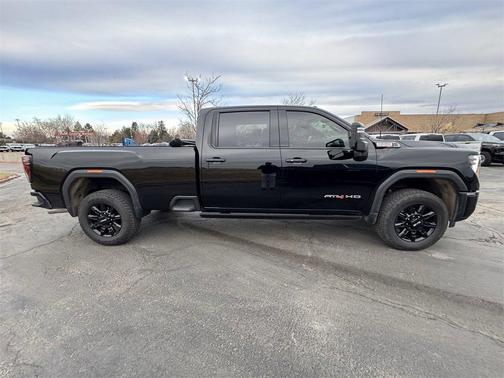 2024 GMC Sierra 2500 AT4