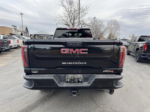 2024 GMC Sierra 2500 AT4