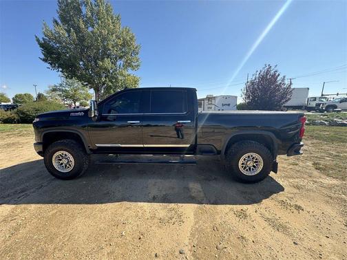 2024 Chevrolet Silverado 2500 High Country