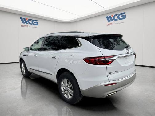 White 2020 Buick Enclave AWD Essence