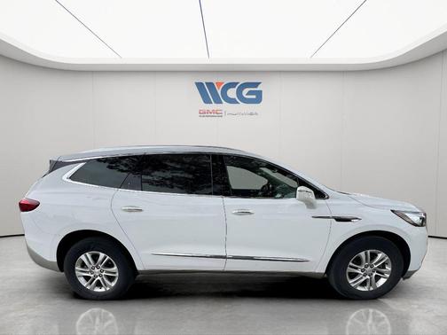 White 2020 Buick Enclave AWD Essence