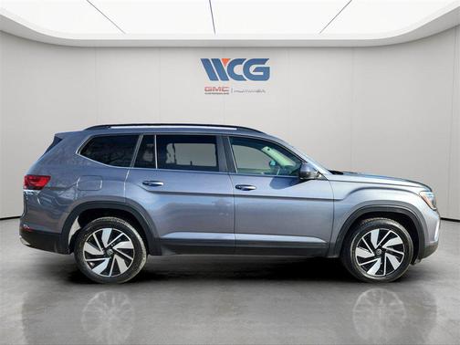 2024 Volkswagen Atlas 2.0T SE w/Technology 4MOTION