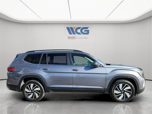 2024 Volkswagen Atlas 2.0T SE w/Technology 4MOTION