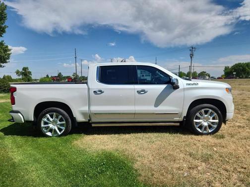 2022 Chevrolet Silverado 1500 High Country