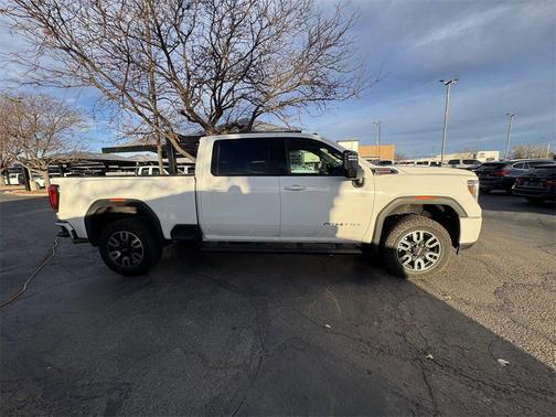 2022 GMC Sierra 2500 AT4