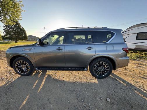 2024 Nissan Armada Platinum 4WD