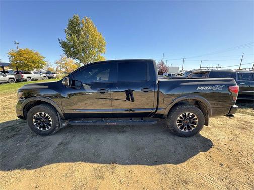 2023 Nissan Titan PRO-4X