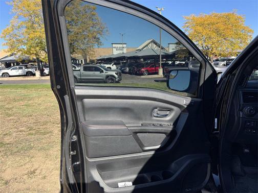 2023 Nissan Titan PRO-4X