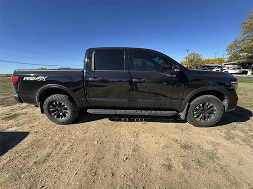 2023 Nissan Titan PRO-4X