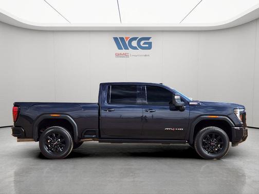 2024 GMC Sierra 2500 AT4