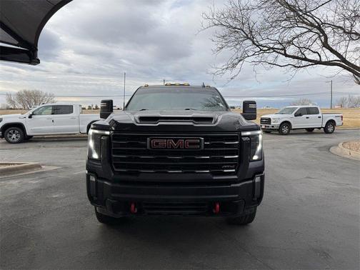 2024 GMC Sierra 2500 AT4