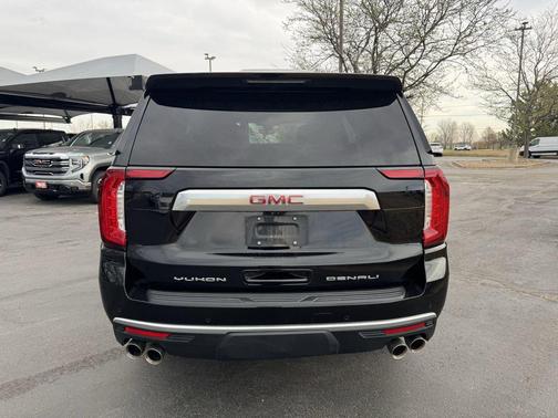 Black 2021 GMC Yukon Denali