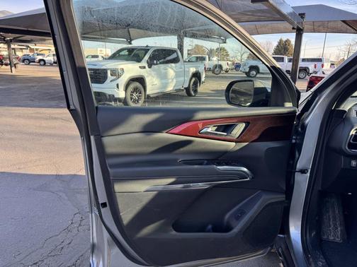 2025 Chevrolet Traverse AWD Z71