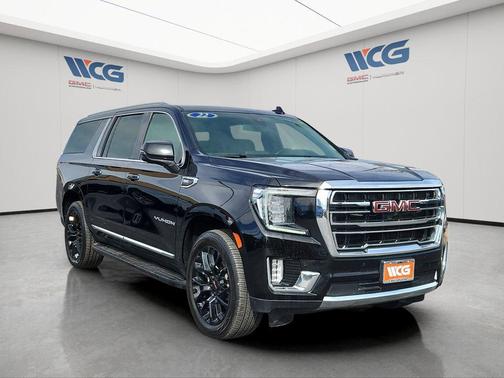 2022 GMC Yukon XL SLT