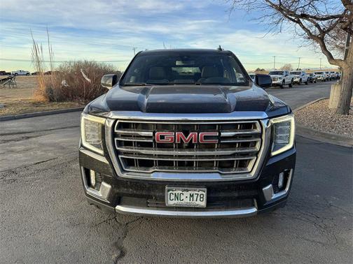 2022 GMC Yukon XL SLT
