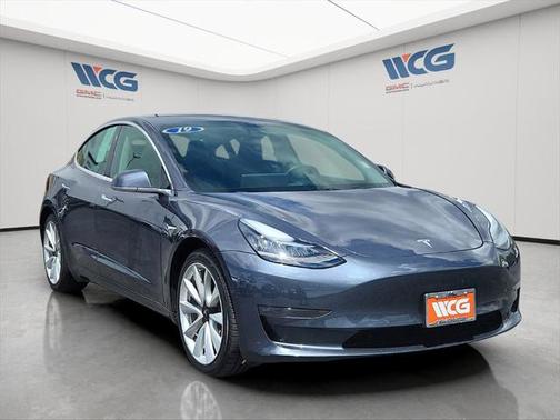 2019 Tesla Model 3 Long Range