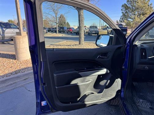 2017 Chevrolet Colorado LT