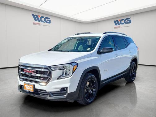 White 2024 GMC Terrain AWD AT4