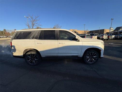 2024 Cadillac Escalade Sport