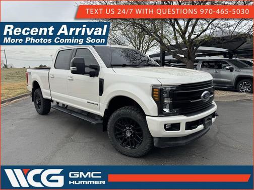 White 2019 Ford F-250 Lariat