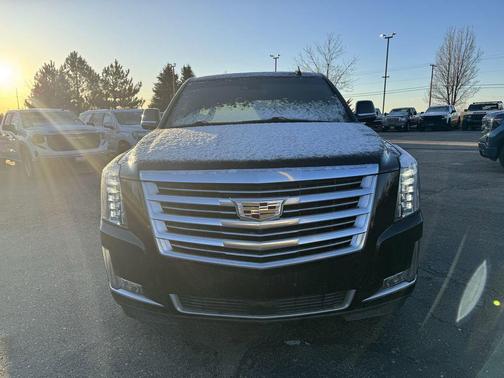 2017 Cadillac Escalade Platinum