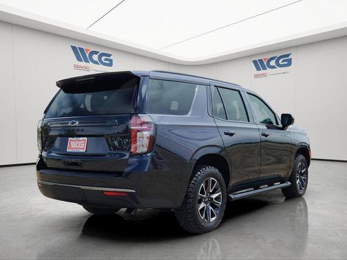 Gray 2022 Chevrolet Tahoe 4WD Z71