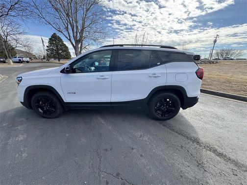 2024 GMC Terrain AWD AT4
