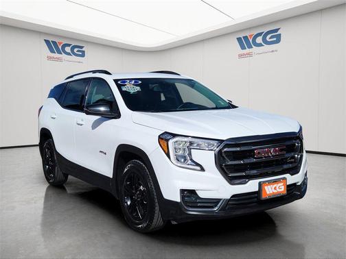 2024 GMC Terrain AWD AT4
