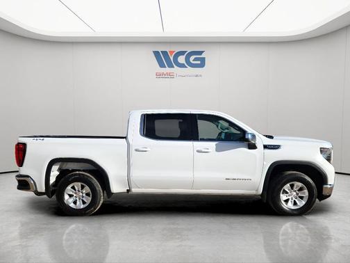 2023 GMC Sierra 1500 SLE