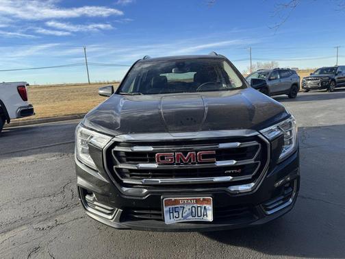 2024 GMC Terrain AWD AT4