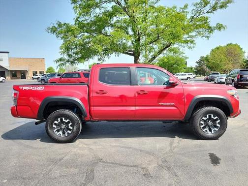 2022 Toyota Tacoma SR
