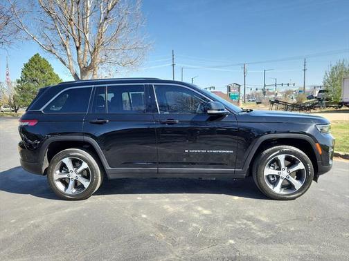 2022 Jeep Grand Cherokee 4xe Base