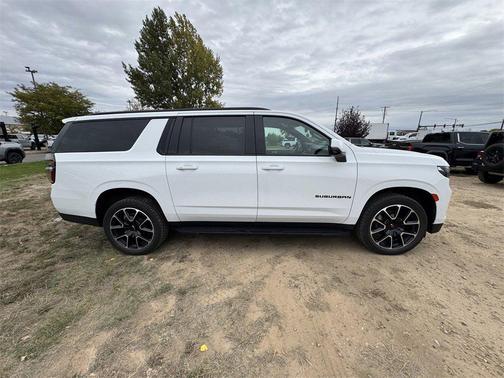 2022 Chevrolet Suburban RST