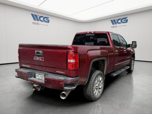 Red 2019 GMC Sierra 2500 Denali
