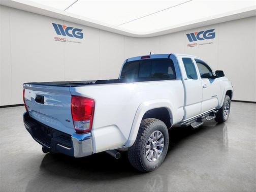 2017 Toyota Tacoma SR5