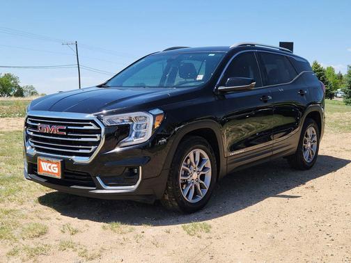 Black 2024 GMC Terrain SLT
